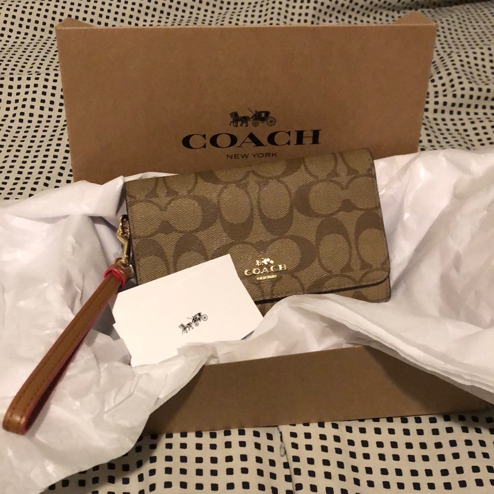 New coach wristlet/wallet